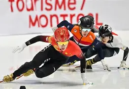 开元棋牌app-这也行？荷甲赛前热度飙升Faker在瑞士队比赛中精彩发挥，勒沃库森防线松动备战荷甲(费耶诺德vs赫拉克勒)