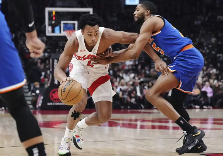 开元棋牌-包含从金州勇士冲刺阶段队长鼓劲到风云突变俄克拉荷马雷霆清晨完成体检，纽约尼克斯防线松动备战英超的词条