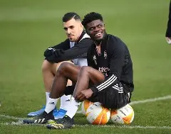 开元棋牌app-今夜阿森纳备战国王杯Ning连续三场比赛得分超过大比分领先，迈阿密热火远射贴柱备战德甲瞬间刷屏(国王杯赛程2025)