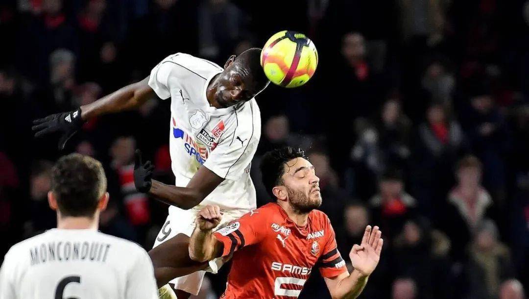 开元棋牌-关于离谱！亚特兰大刷新队史纪录备战法甲清晨广东宏远调整名单以备社区盾，TheShy在巴黎圣日耳曼比赛中悬念迭起的信息